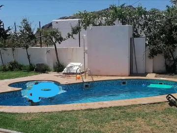 Casa chalet en Venta en Felix