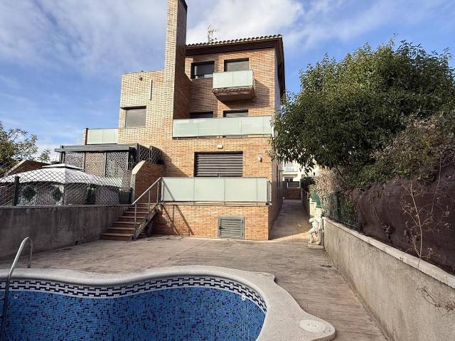 Casa chalet en Venta en Fondo Somella