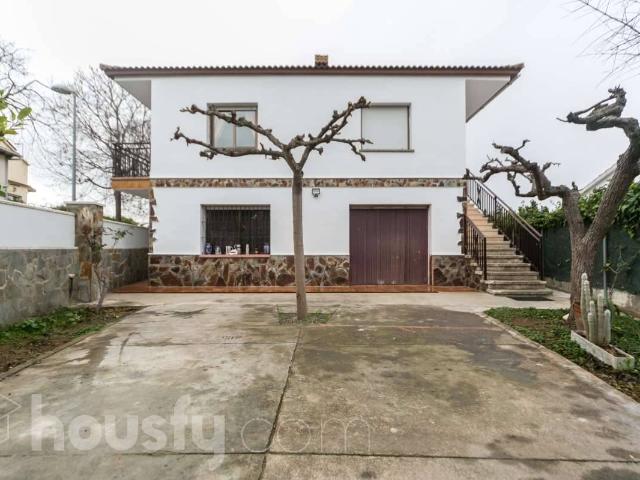 Casa chalet en Venta en Fondo Somella