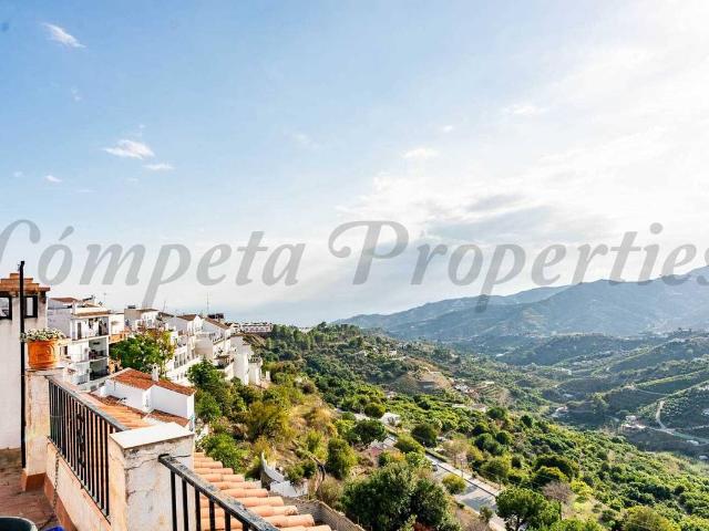 Casa chalet en Venta en Frigiliana