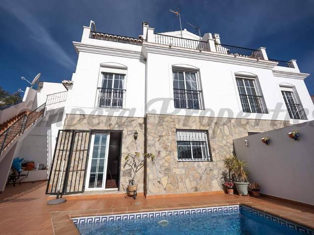 Casa chalet en Venta en Frigiliana