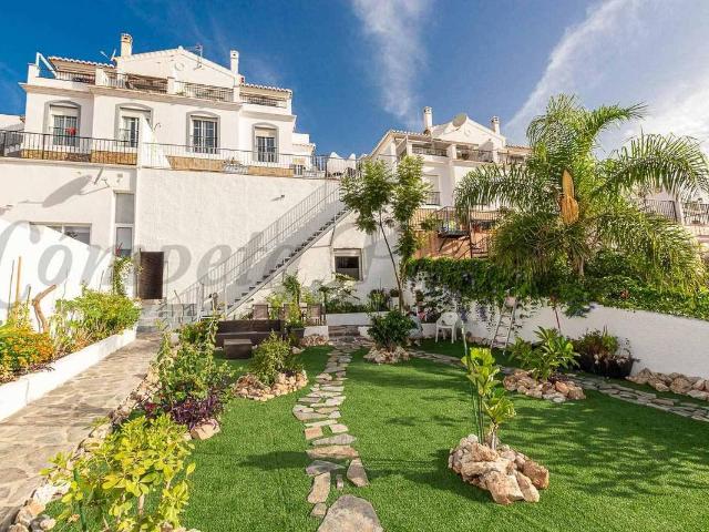 Casa chalet en Venta en Frigiliana