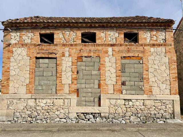 Casa chalet en Venta en Frumales
