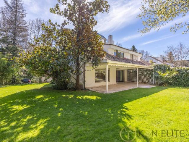 Casa chalet en Venta en Fuentelarreina