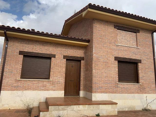 Casa chalet en Venta en Grijota