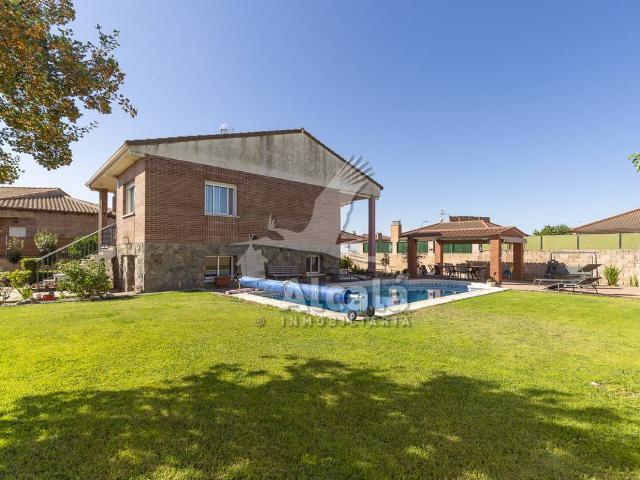 Casa chalet en Venta en Galápagos