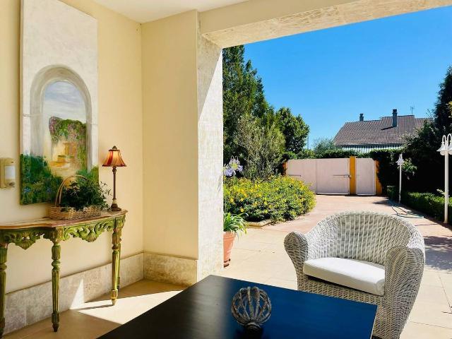 Casa chalet en Venta en Galindo y Perahuy