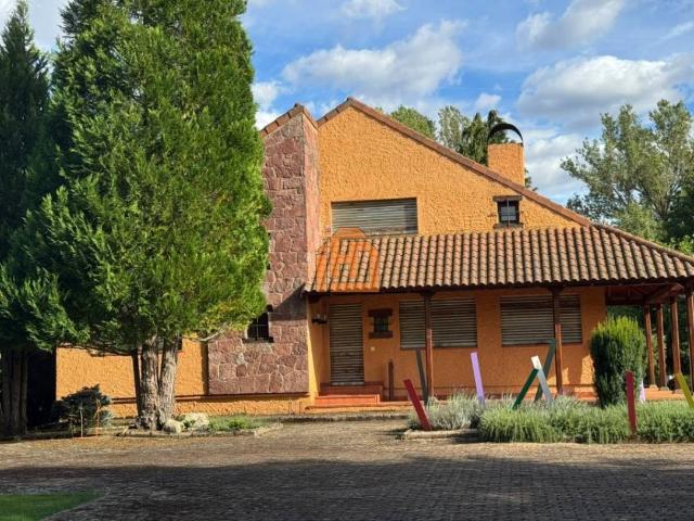 Casa chalet en Venta en Garrafe de Torío