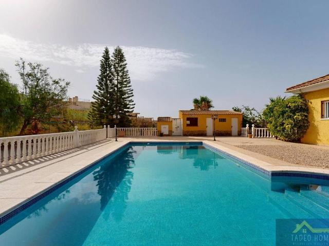 Casa chalet en Venta en Gea y Truyols