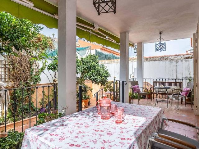 Casa chalet en Venta en Gelves