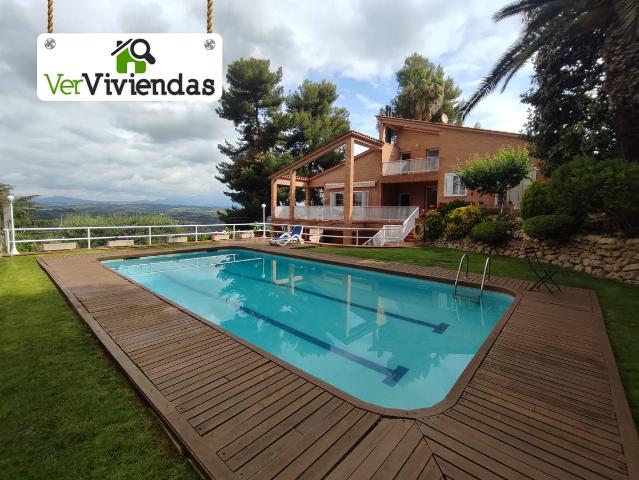 Casa chalet en Venta en Gelida
