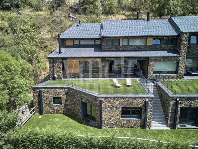 Casa chalet en Venta en Ger