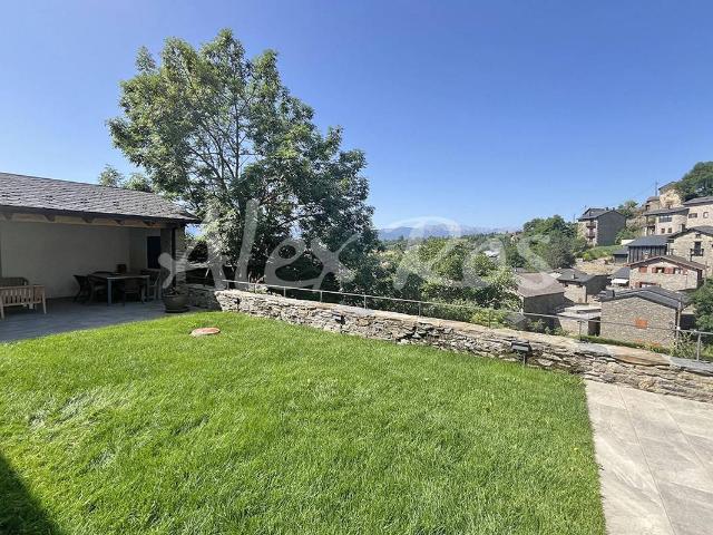 Casa chalet en Venta en Ger