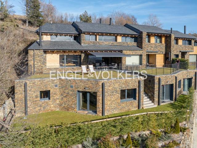 Casa chalet en Venta en Ger