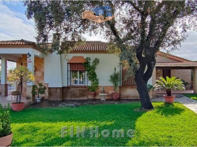 Casa chalet en Venta en Gerena