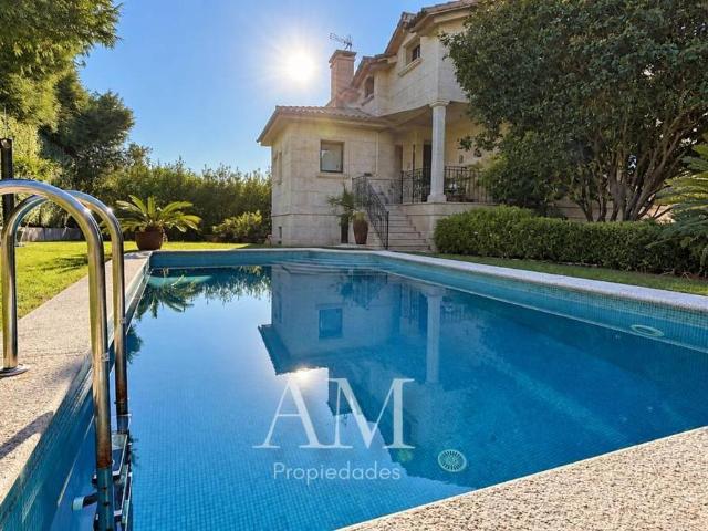 Casa chalet en Venta en Gondomar