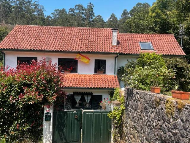 Casa chalet en Venta en Gondomar