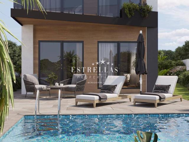 Casa chalet en Venta en Golf Bahía
