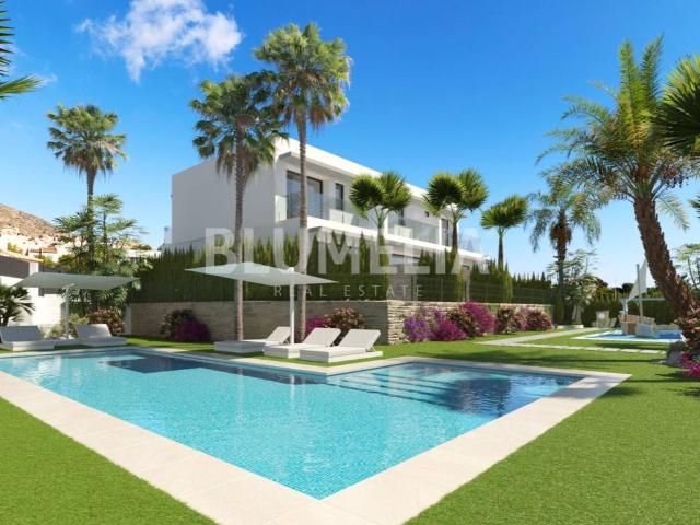 Casa chalet en Venta en Golf Bahía
