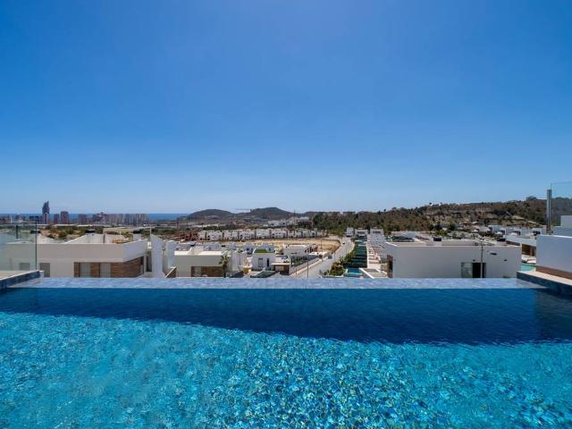 Casa chalet en Venta en Golf Bahía