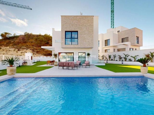 Casa chalet en Venta en Golf Bahía