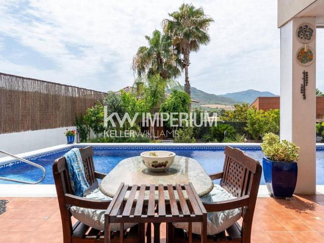 Casa chalet en Venta en Grau Quintanes