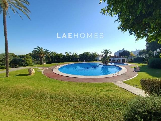 Casa adosada en Venta en Gran Vista Olivo de Oro