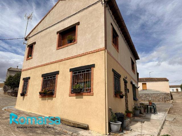 Casa chalet en Venta en Grandes y San Martín
