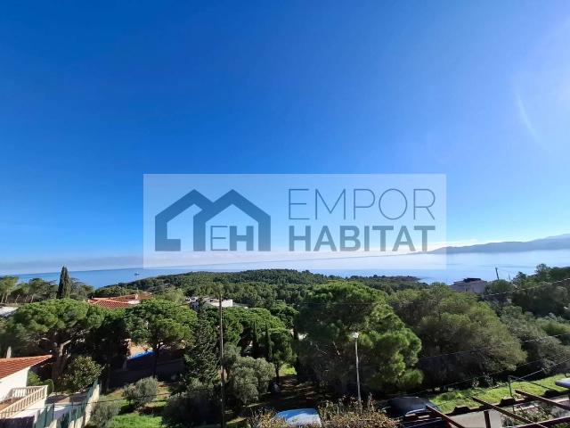 Casa chalet en Venta en Grifeu Cap Ras Els Estanys Sant Genís