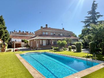 Casa chalet en Venta en Griñón