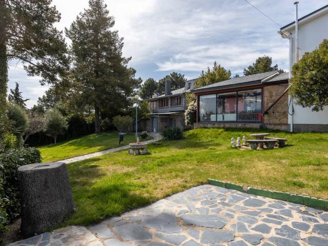 Casa chalet en Venta en Guadarrama