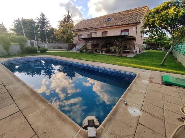 Casa chalet en Venta en Guadarrama