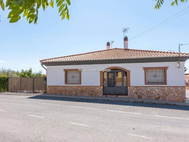 Casa chalet en Venta en Guadix