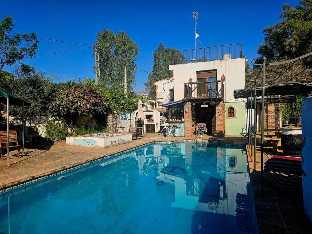 Casa chalet en Venta en Guaro