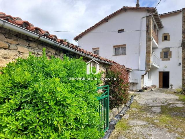 Casa chalet en Venta en Guriezo