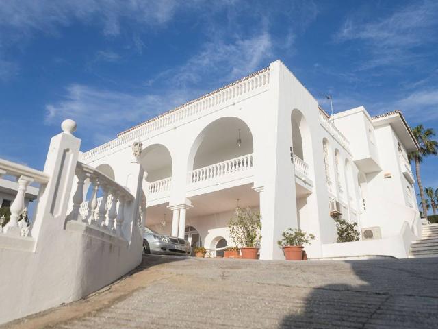 Casa chalet en Venta en Hacienda Torrequebrada