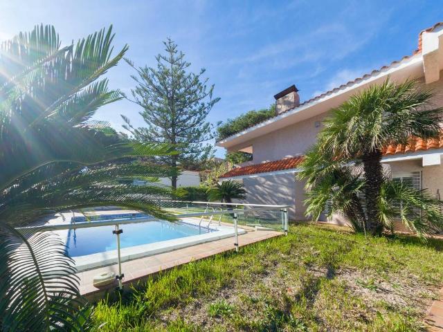 Casa chalet en Venta en Heliópolis