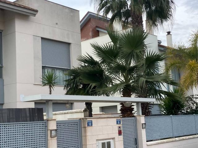 Casa chalet en Venta en Heliópolis