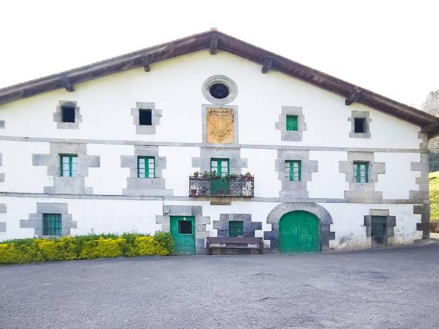 Casa chalet en Venta en Hernialde