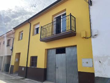 Casa chalet en Venta en Híjar