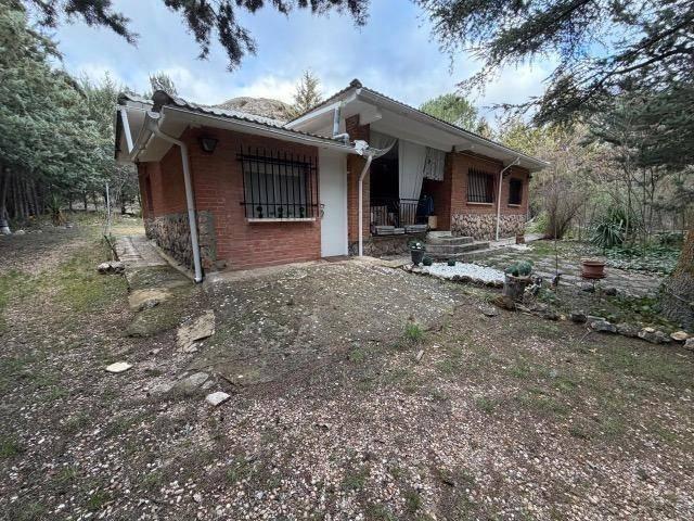 Casa chalet en Venta en Hontoba