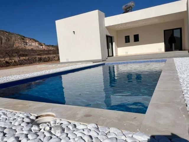 Casa chalet en Venta en Hondón de las Nieves / El Fondó de les Neus