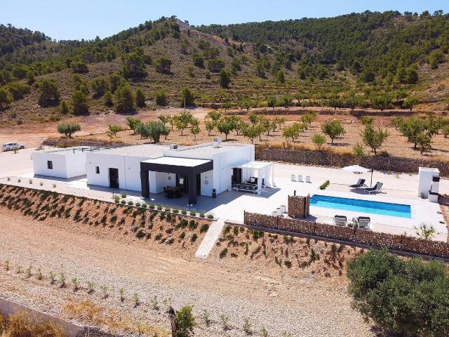Casa chalet en Venta en Hondón de las Nieves / El Fondó de les Neus