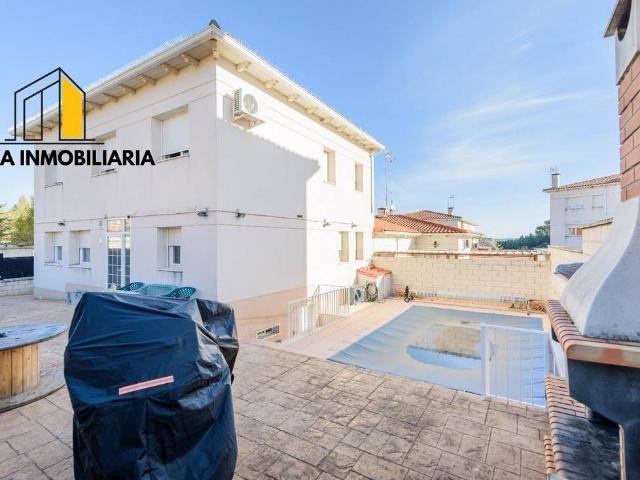 Casa chalet en Venta en Horche