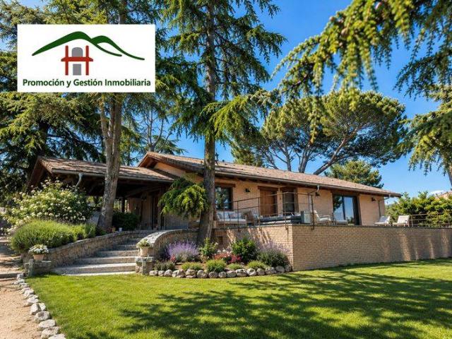 Casa chalet en Venta en Hoyo de Manzanares