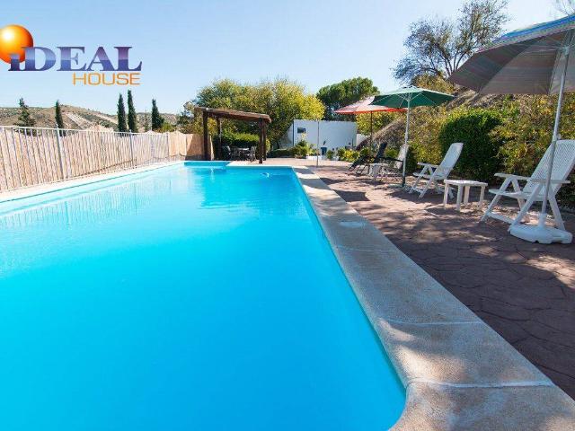 Casa chalet en Venta en Huétor Tájar