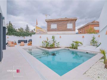 Casa chalet en Venta en Huétor Vega