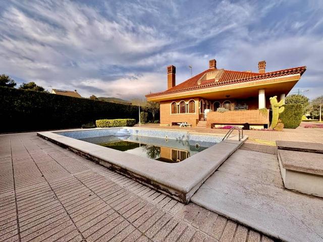 Casa chalet en Venta en Ibi