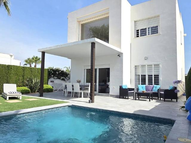 Casa chalet en Venta en Islas Menores Mar de Cristal