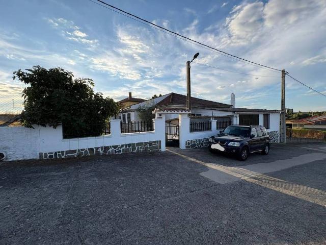 Casa chalet en Venta en Ituero de Azaba